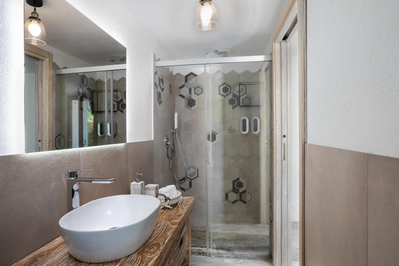 Il Mirto Bed & Breakfast Baja Sardinia Ngoại thất bức ảnh